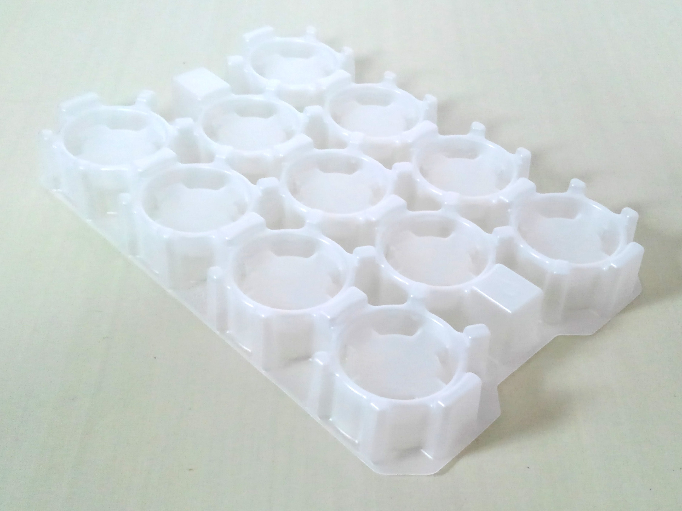 部品 プラスチック トレー洗浄 産業 Pcb廃棄物の株式会社fcc エフ シー シー 部品 プラスチック トレー洗浄 産業 Pcb廃棄物の株式会社fcc エフ シー シー